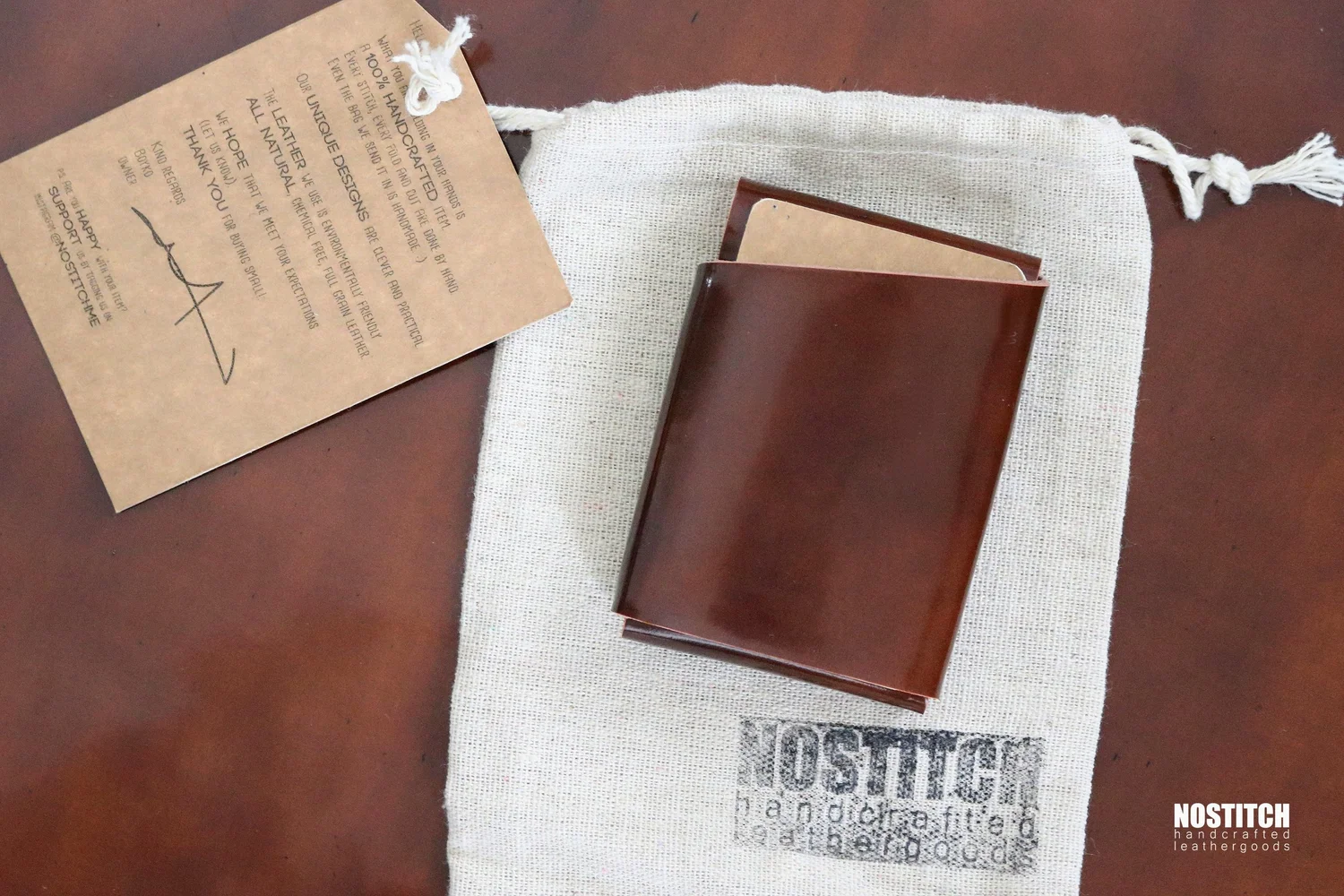 The Joker is Minimal Stitchless Leather Wallet made from vegetable